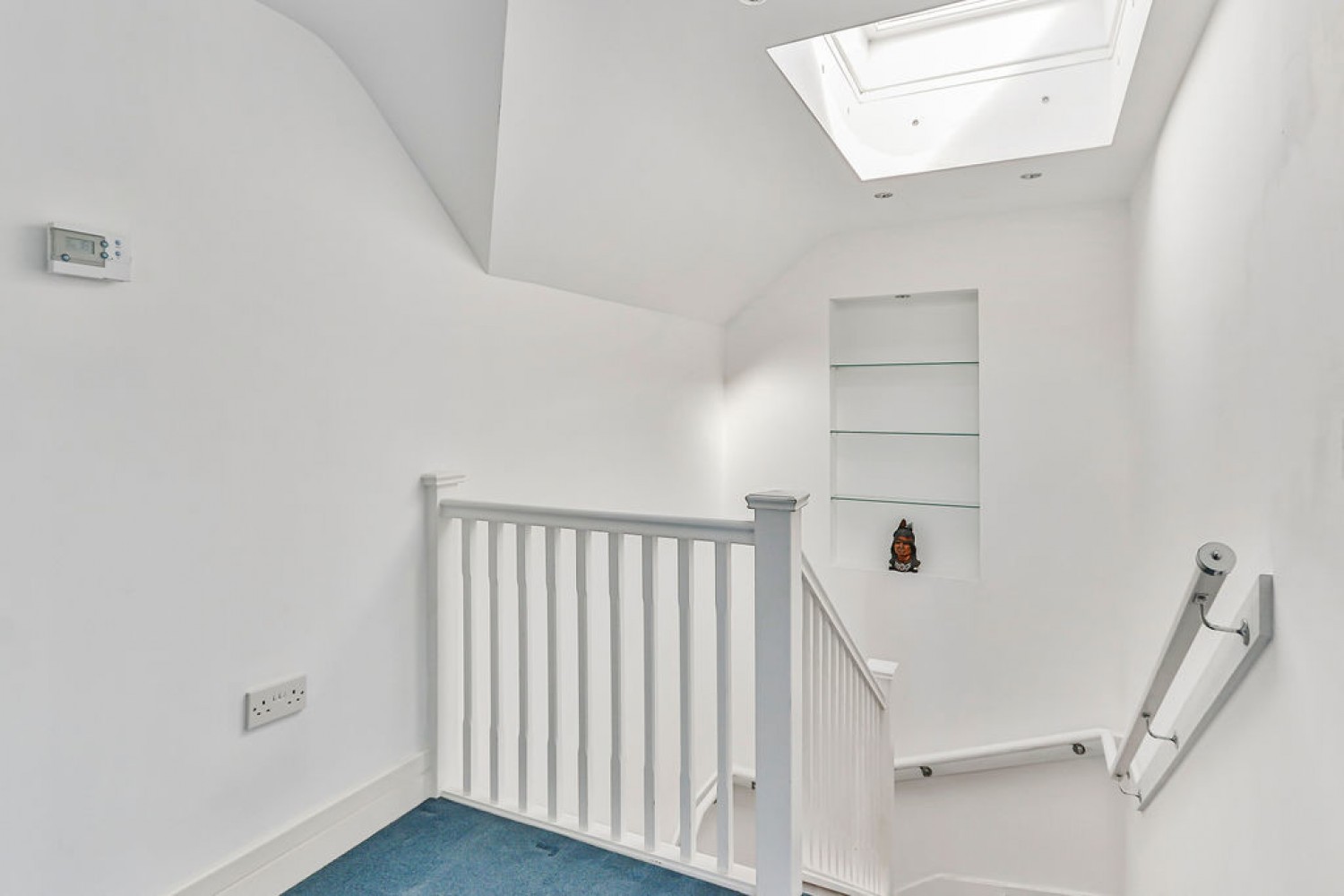 2 bedroom Flat in The Crescent, Bournemouth