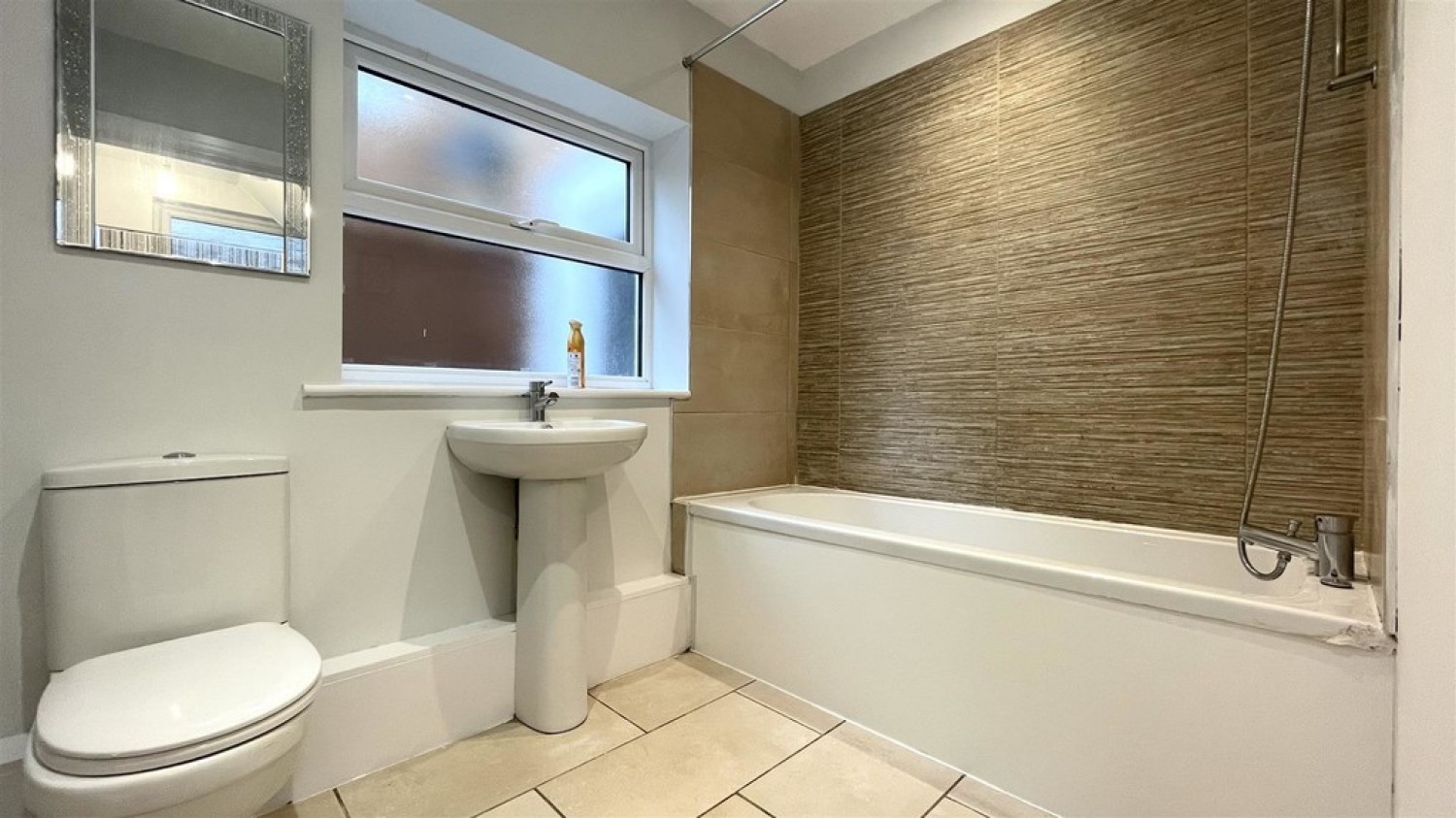 2 bedroom House for Letting Haviland Road East, Bournemouth