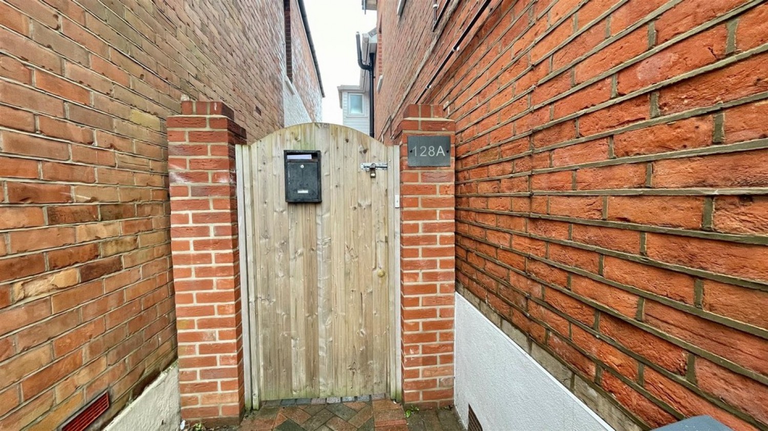 2 bedroom House for Letting Haviland Road East, Bournemouth