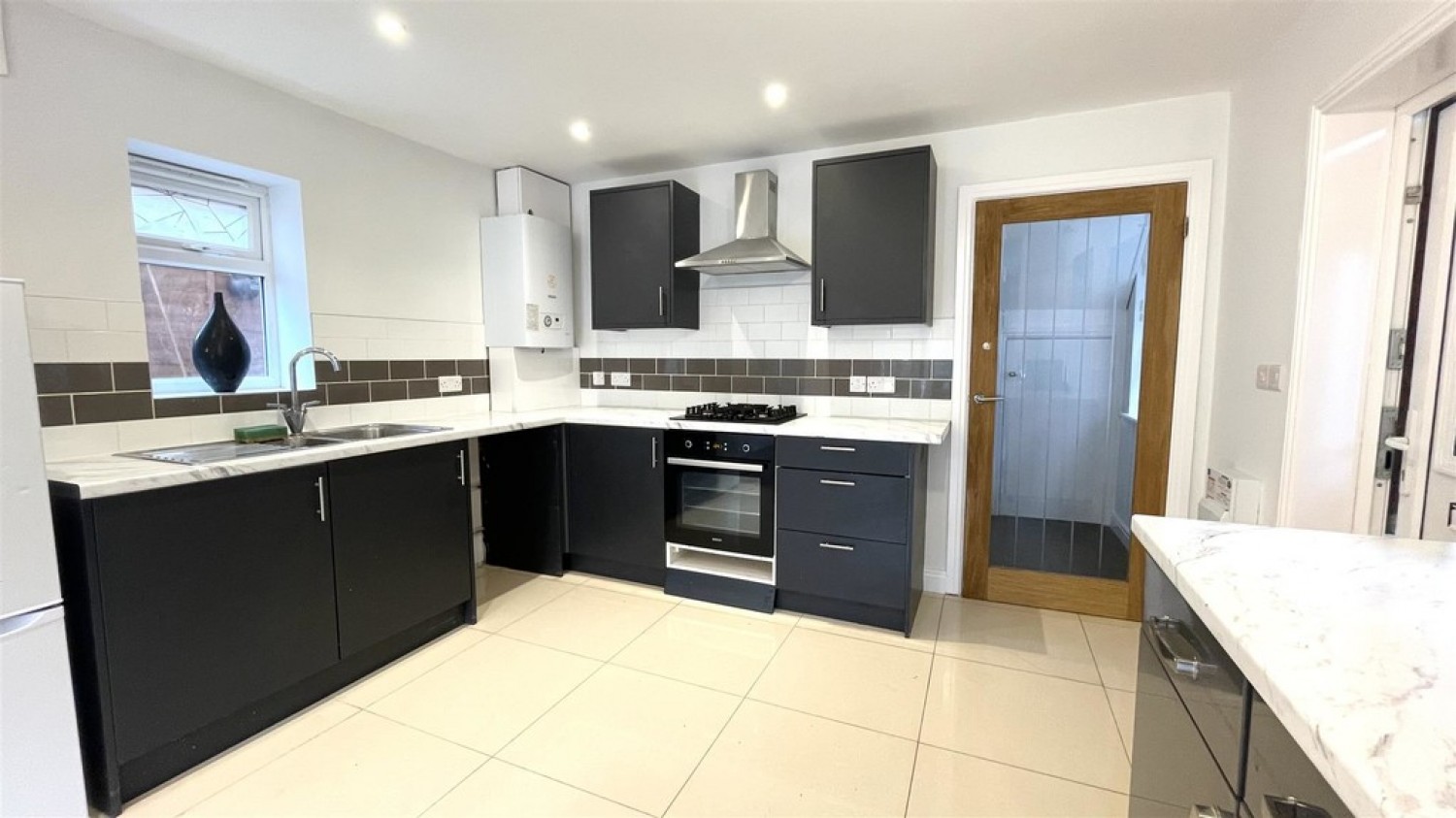 2 bedroom House for Letting Haviland Road East, Bournemouth