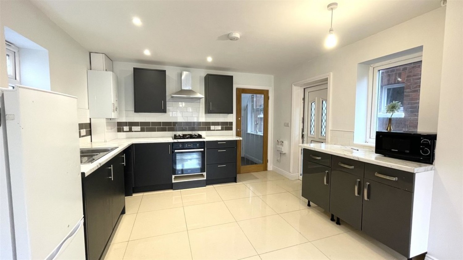 2 bedroom House for Letting Haviland Road East, Bournemouth