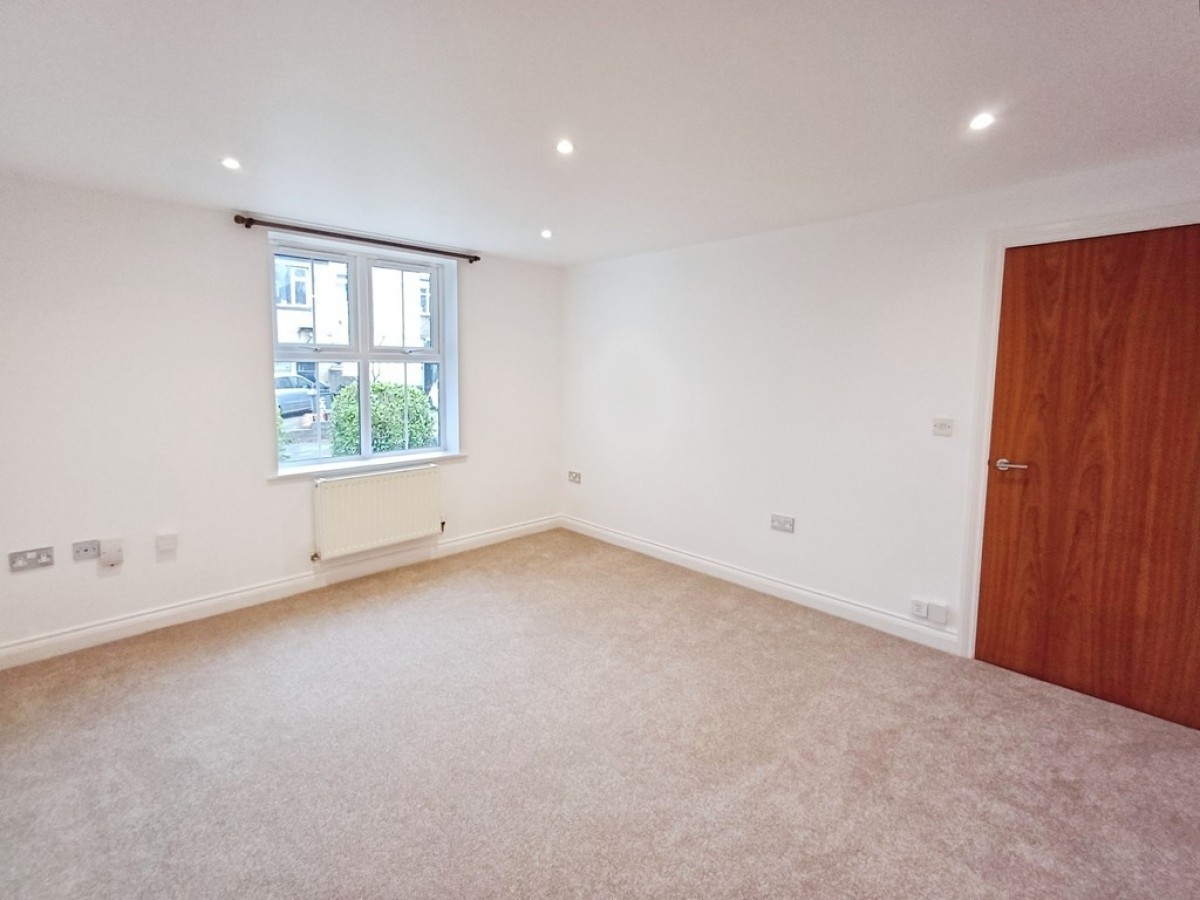 St Albans Crescent, Bournemouth