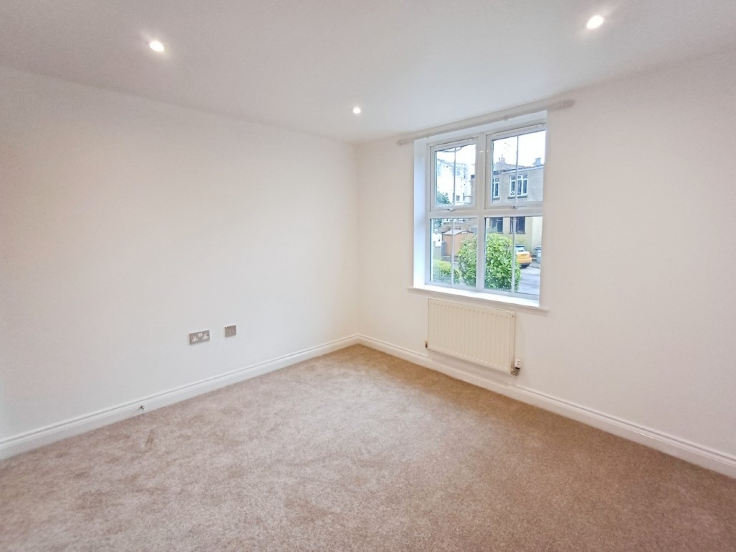 2 bedroom Flat for Letting St Albans Crescent, Bournemouth