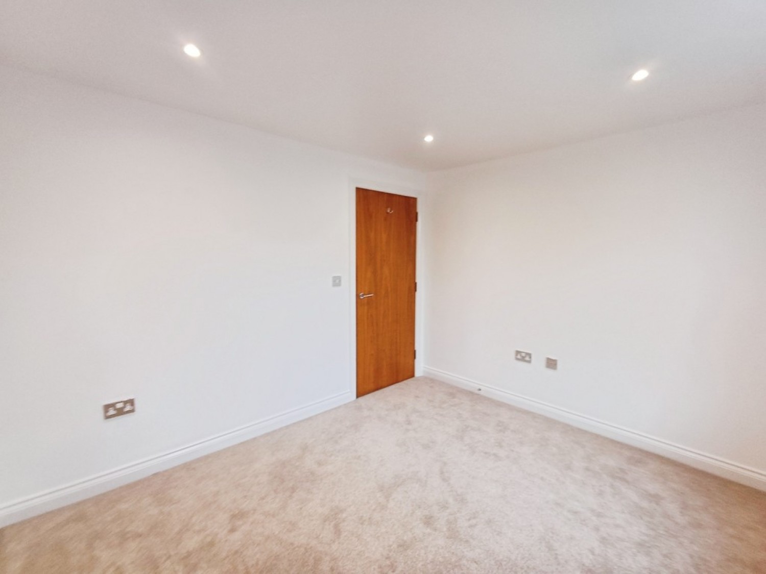 2 bedroom Flat for Letting St Albans Crescent, Bournemouth