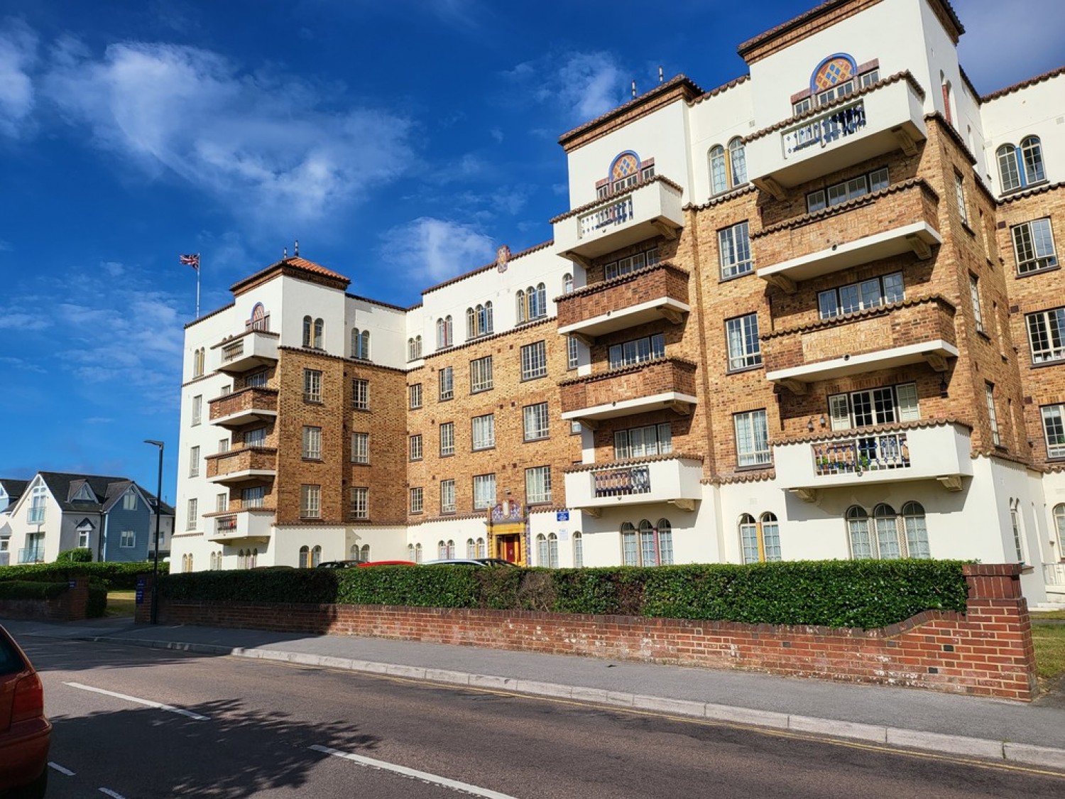 2 bedroom Flat for Letting Sea Road, Bournemouth