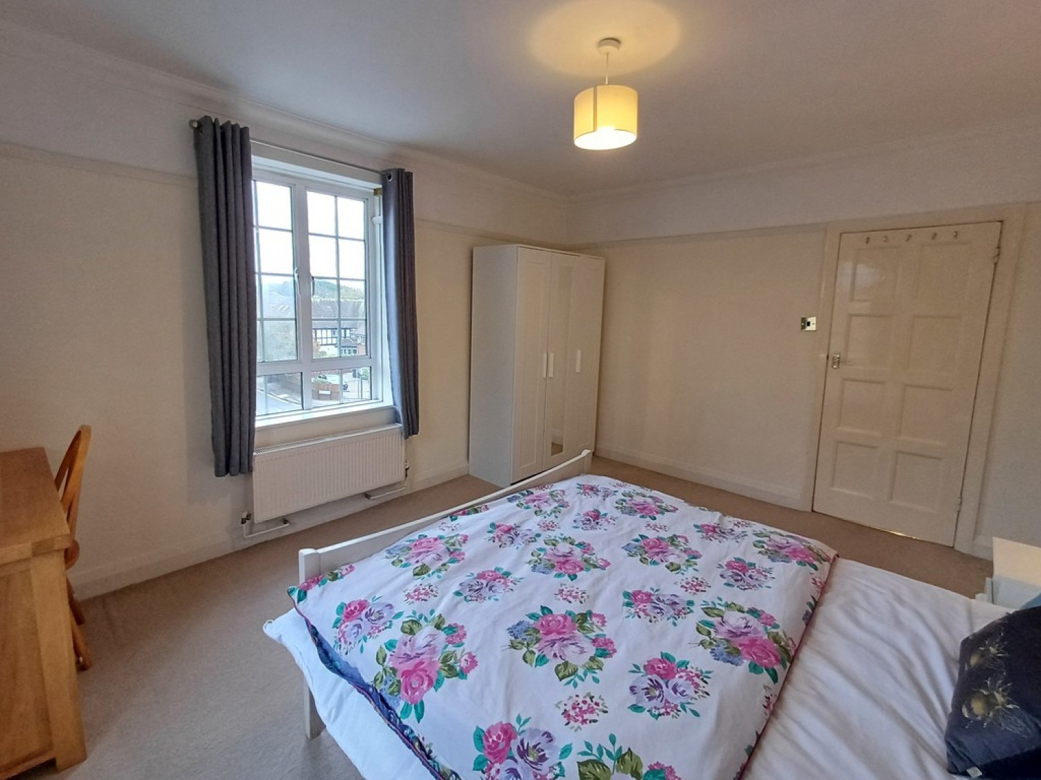 2 bedroom Flat for Letting Sea Road, Bournemouth