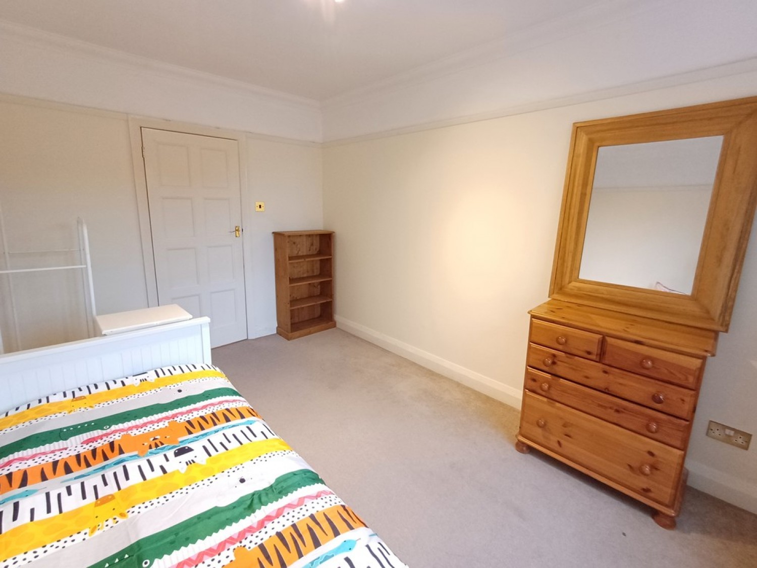 2 bedroom Flat for Letting Sea Road, Bournemouth