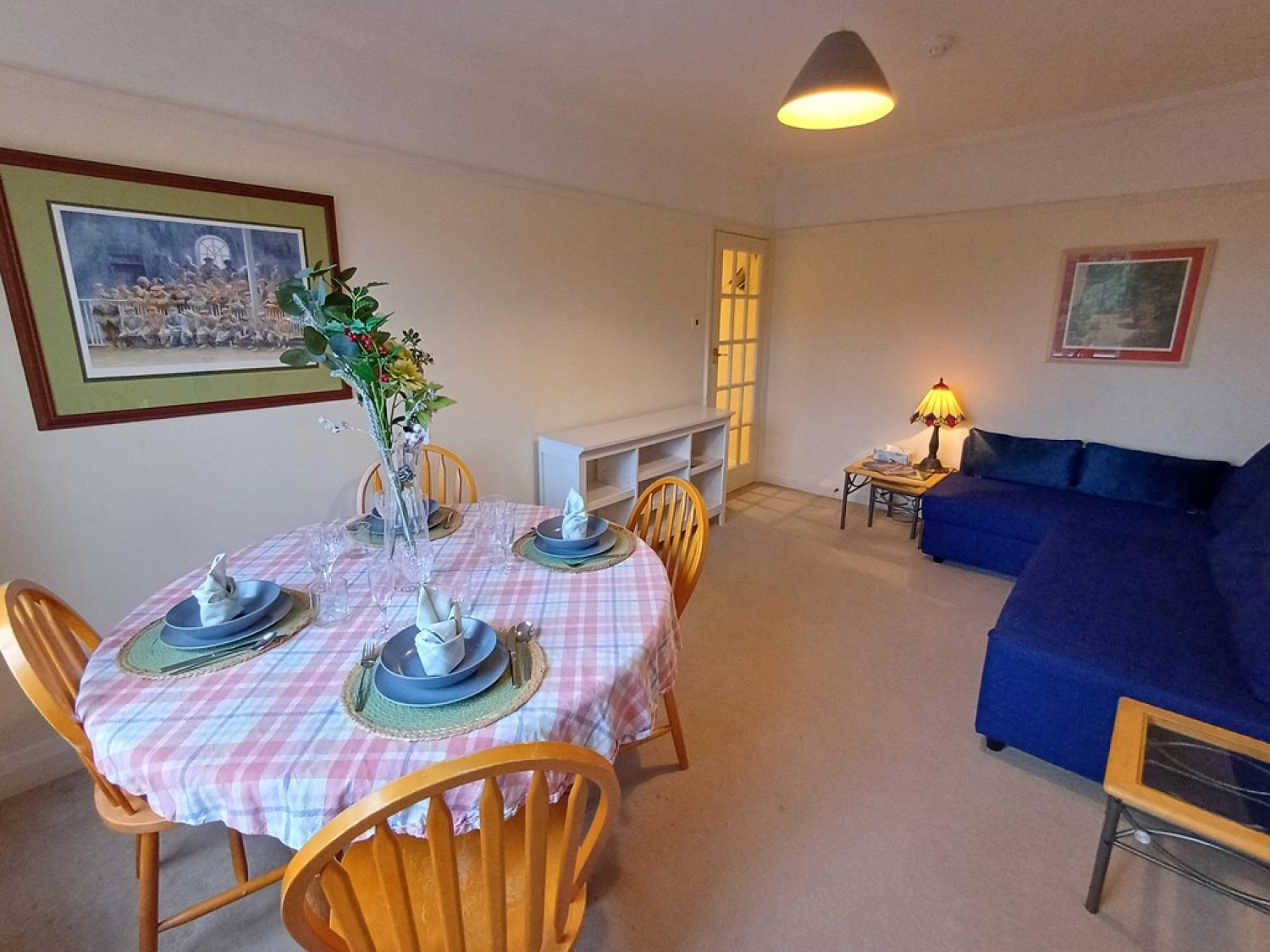 2 bedroom Flat for Letting Sea Road, Bournemouth