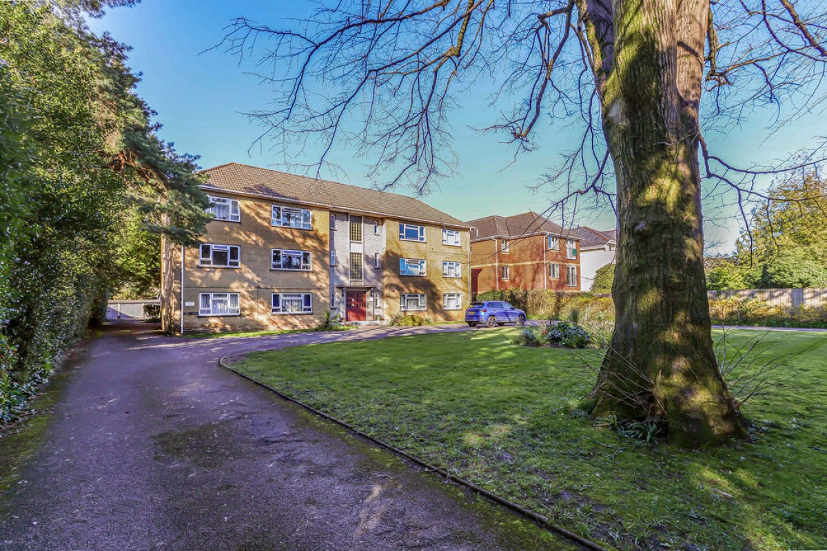 Richmond Park Road, Bournemouth