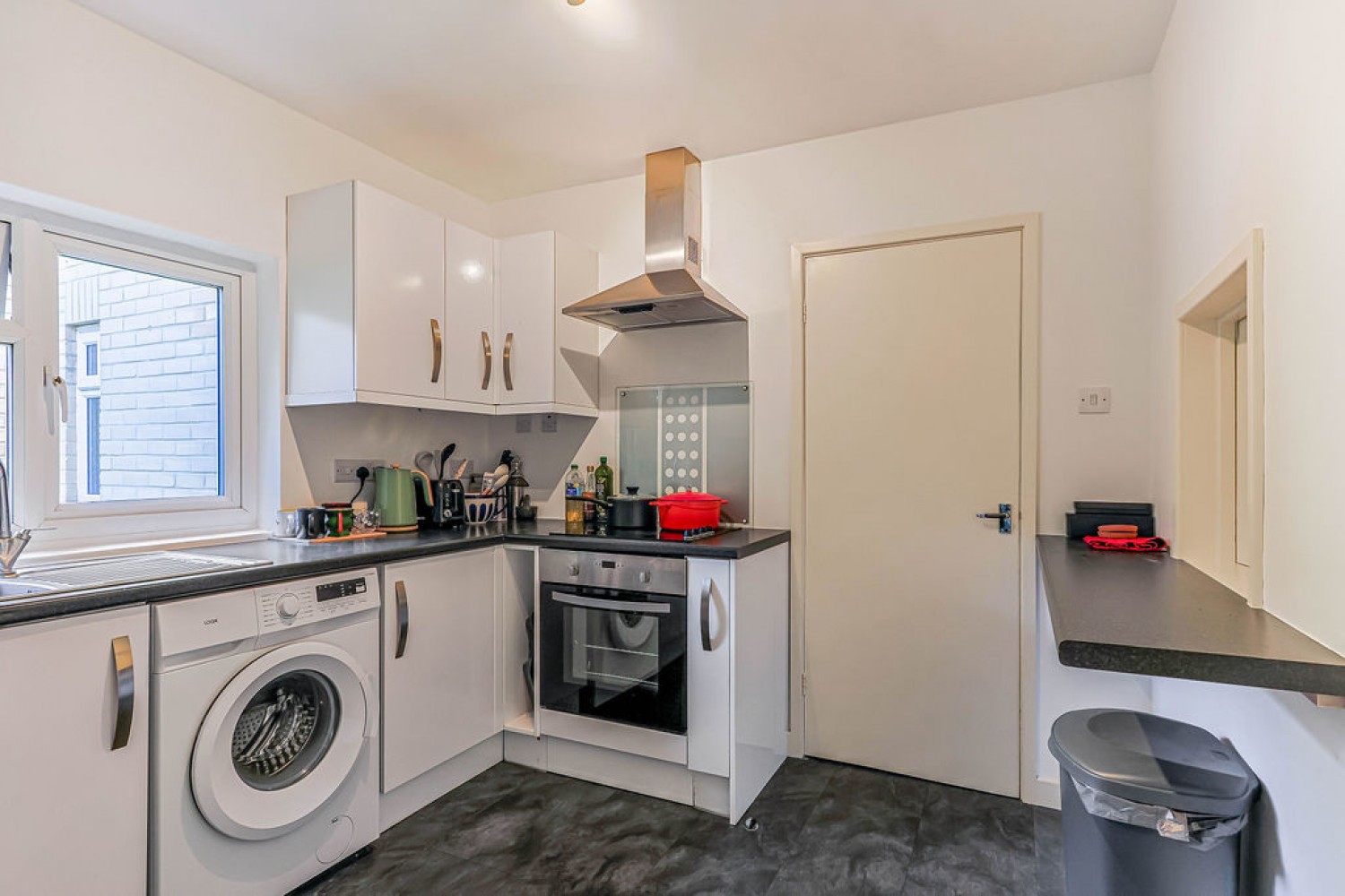 2 bedroom Flat for Sale Richmond Park Road, Bournemouth