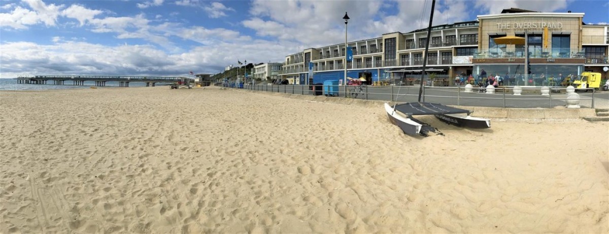 Overstrand, Bournemouth
