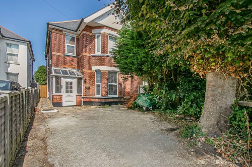 Parkwood Road