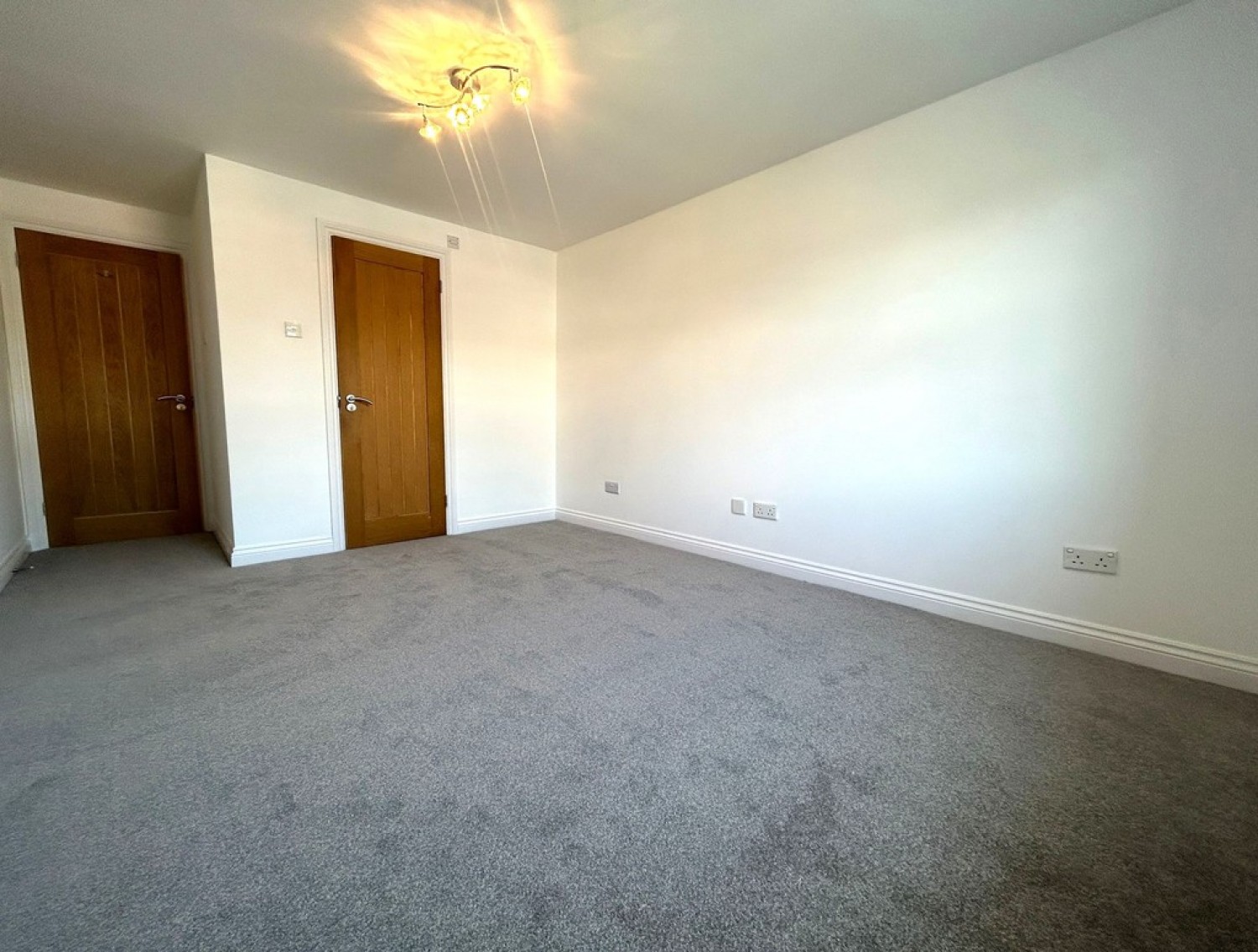 2 bedroom Flat for Letting Dragoon Way, Christchurch