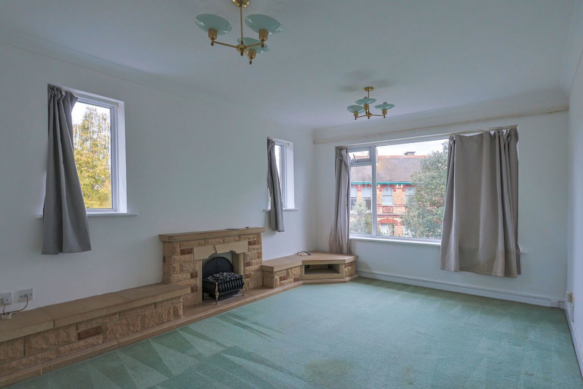 Christchurch Road, Bournemouth