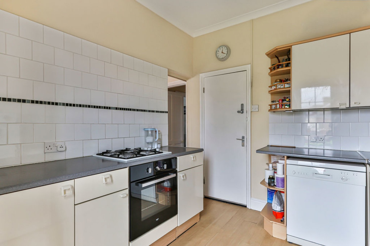 2 bedroom Flat in Portman Road, Boscombe