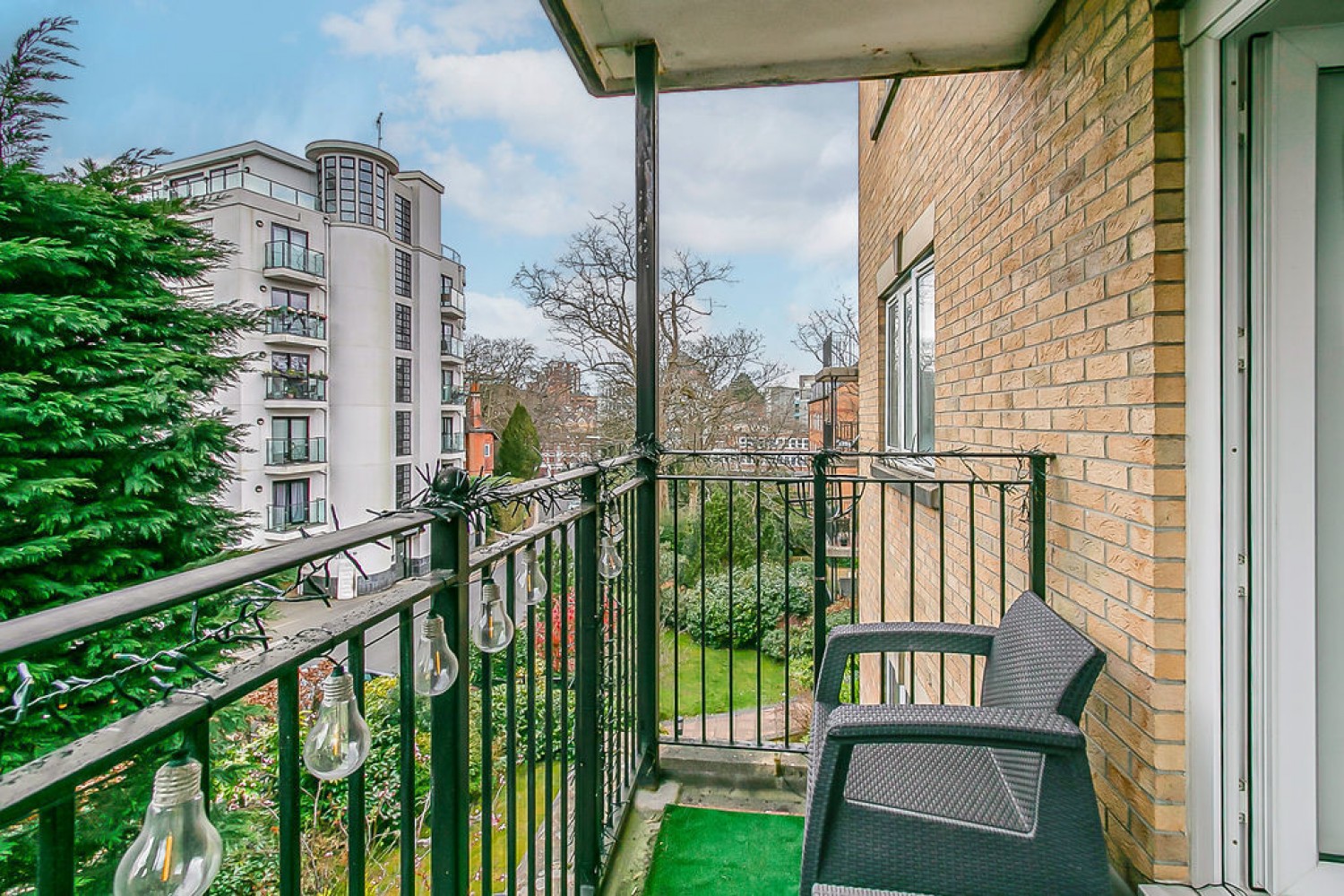 2 bedroom Flat for Letting St Peters Road, Bournemouth