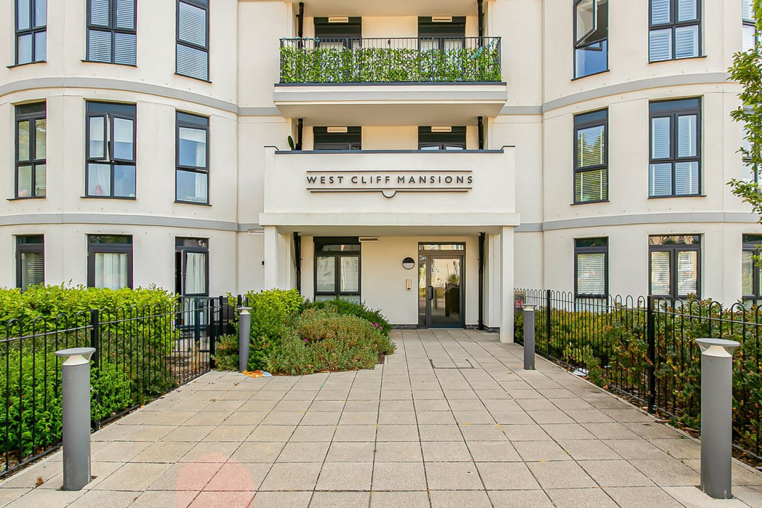 2 bedroom Flat in Bournemouth, Dorset