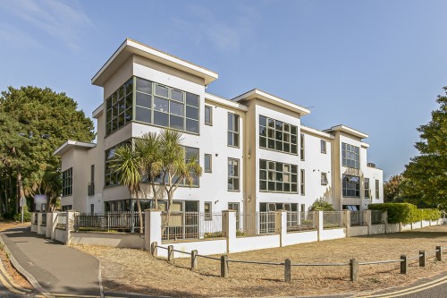 Kings Park Drive, Bournemouth