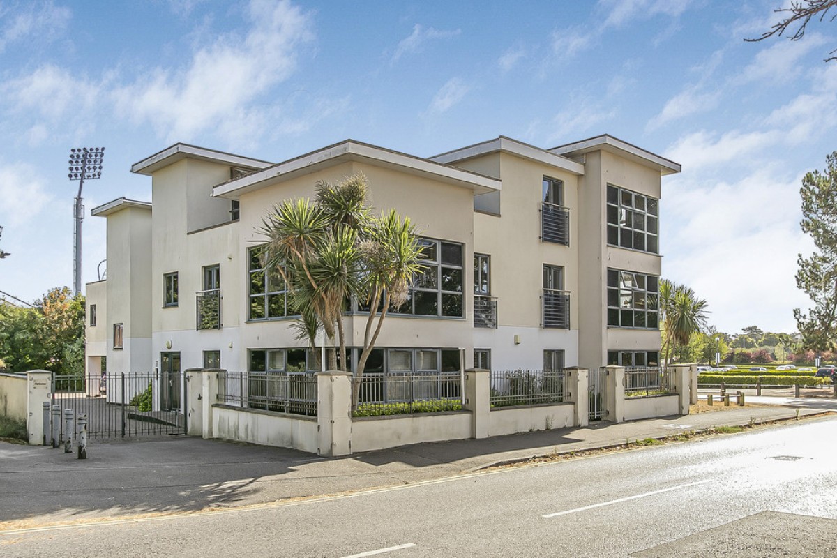 Kings Park Drive, Bournemouth