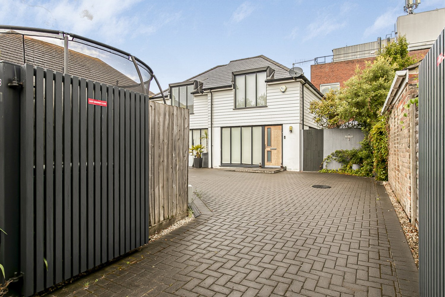 Gladstone Road West, Boscombe