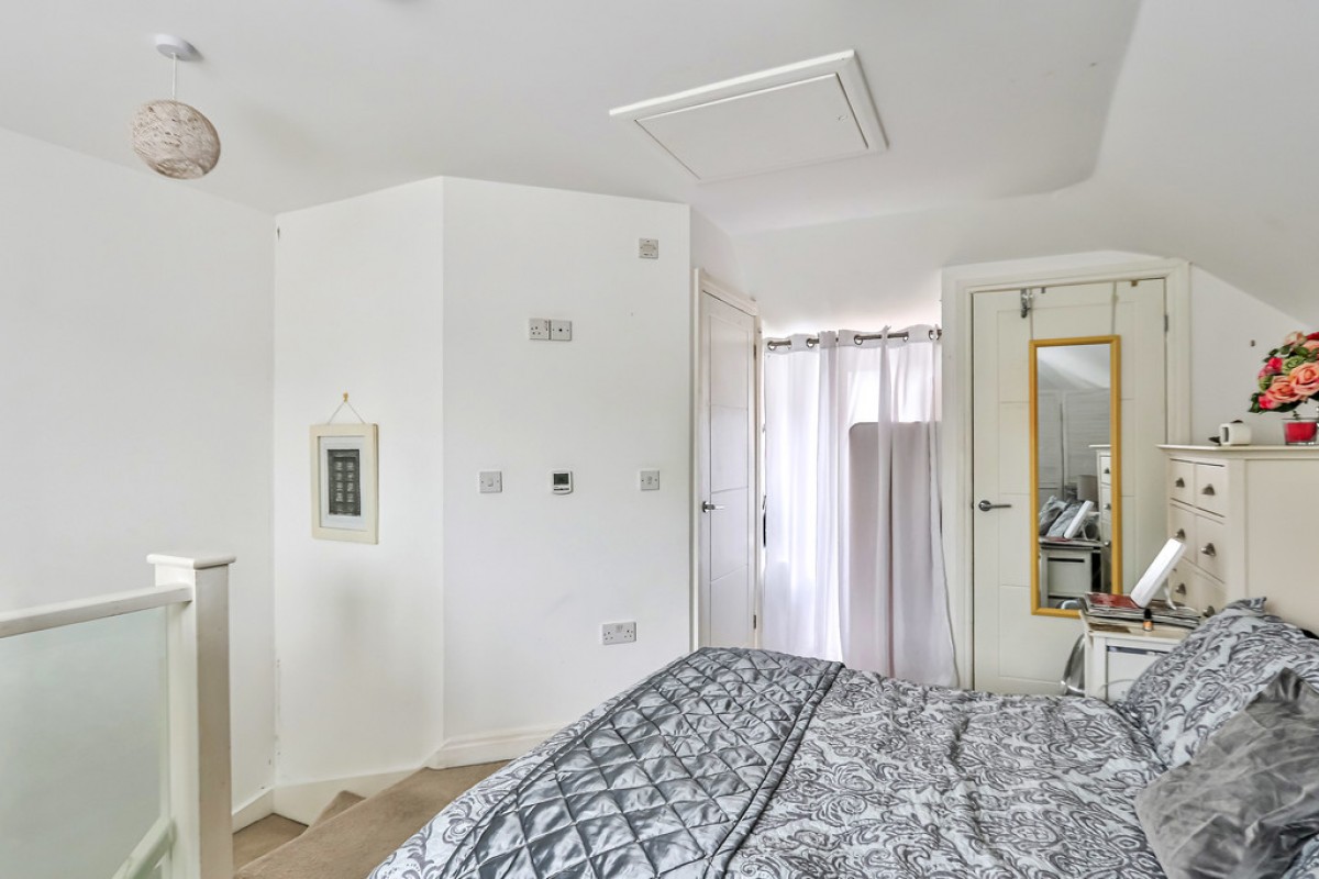 Gladstone Road West, Boscombe