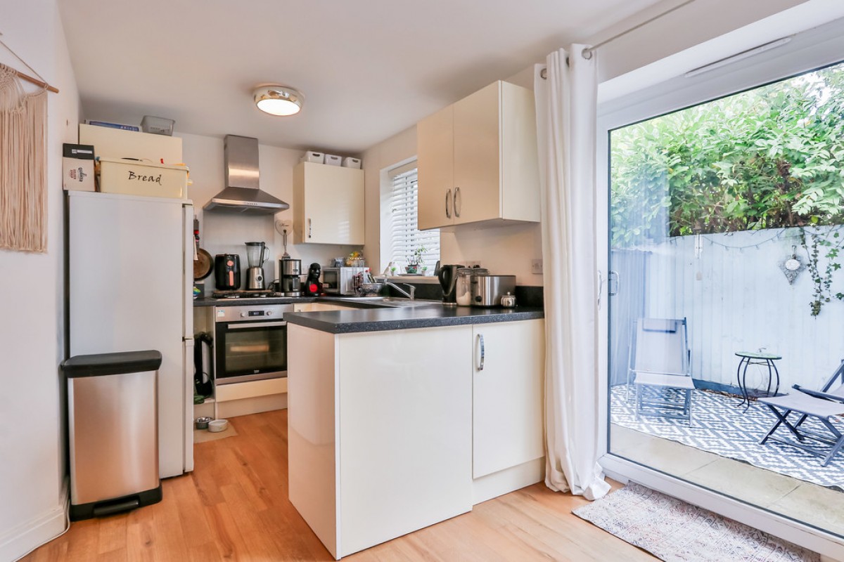 Gladstone Road West, Boscombe