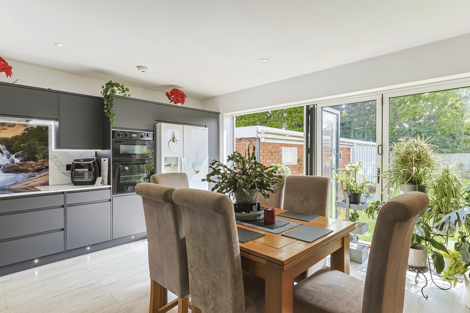 2 bedroom Bungalow for Sale Markham Avenue, Bournemouth