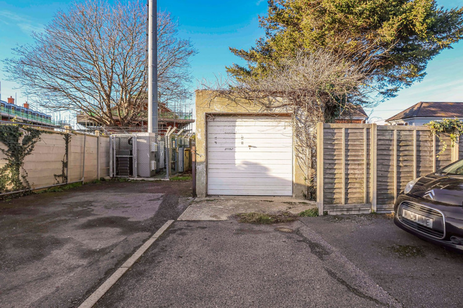 3 bedroom Land (Residential) for Sale Starlight Indian Cuisine