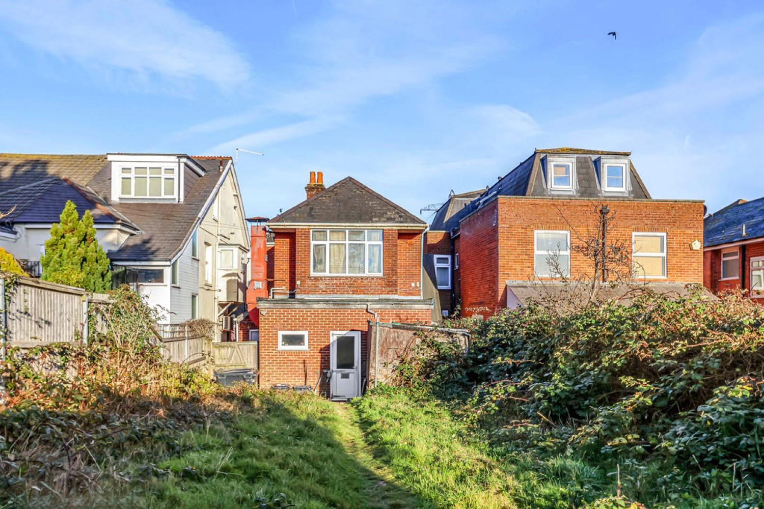 3 bedroom Land (Residential) for Sale Starlight Indian Cuisine