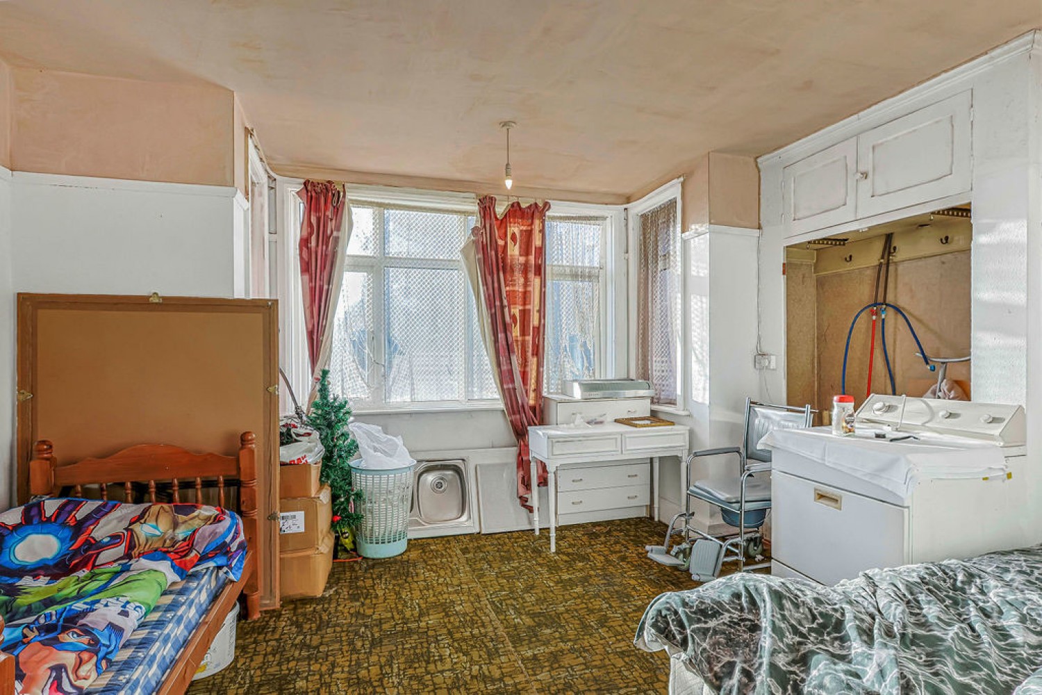 3 bedroom Land (Residential) for Sale Starlight Indian Cuisine