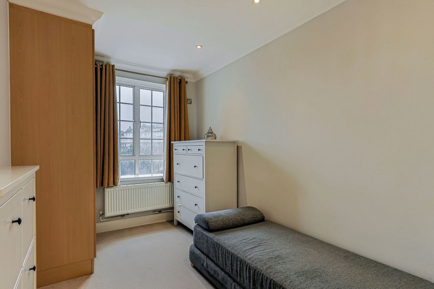 2 bedroom Flat for Sale San Remo Tower, Sea Road, Bournemouth