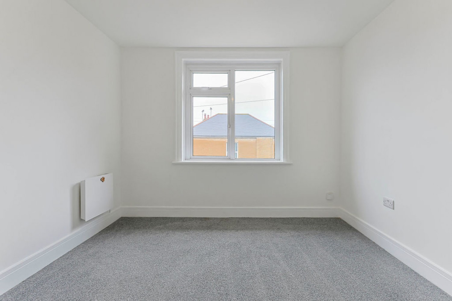 3 bedroom Flat in Heron Court Road, Bournemouth