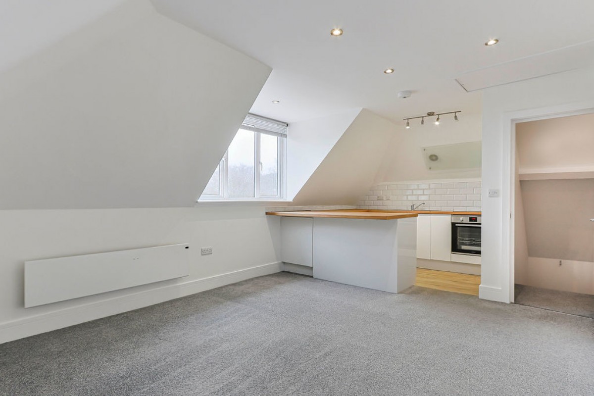 Heron Court Road, Bournemouth