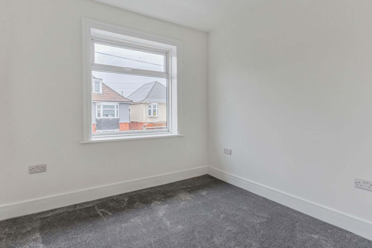 3 bedroom Flat in Heron Court Road, Bournemouth