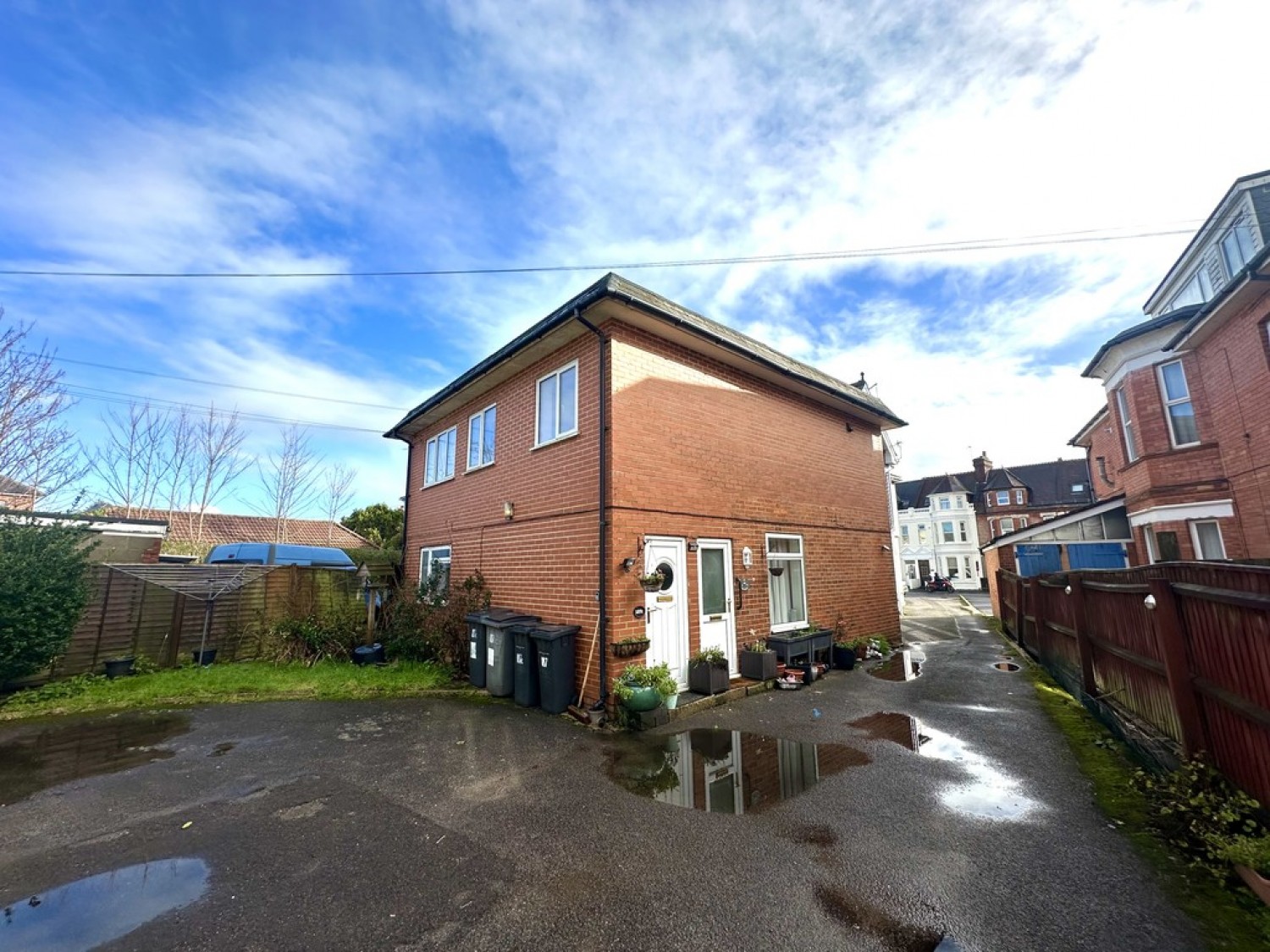 2 bedroom Flat in Holdenhurst Road, Bournemouth