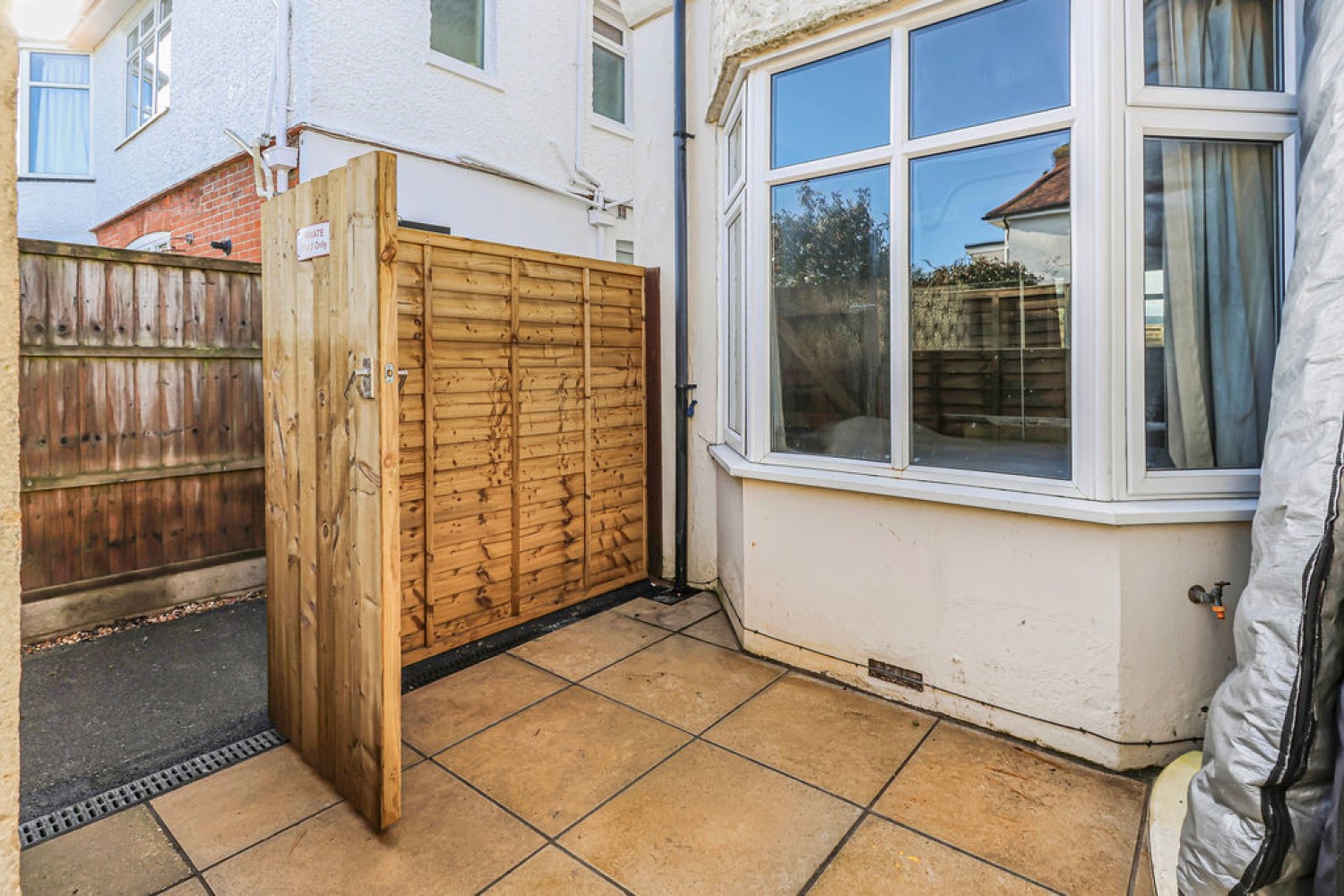 2 bedroom Flat for Sale Stourcliffe Avenue, Bournemouth