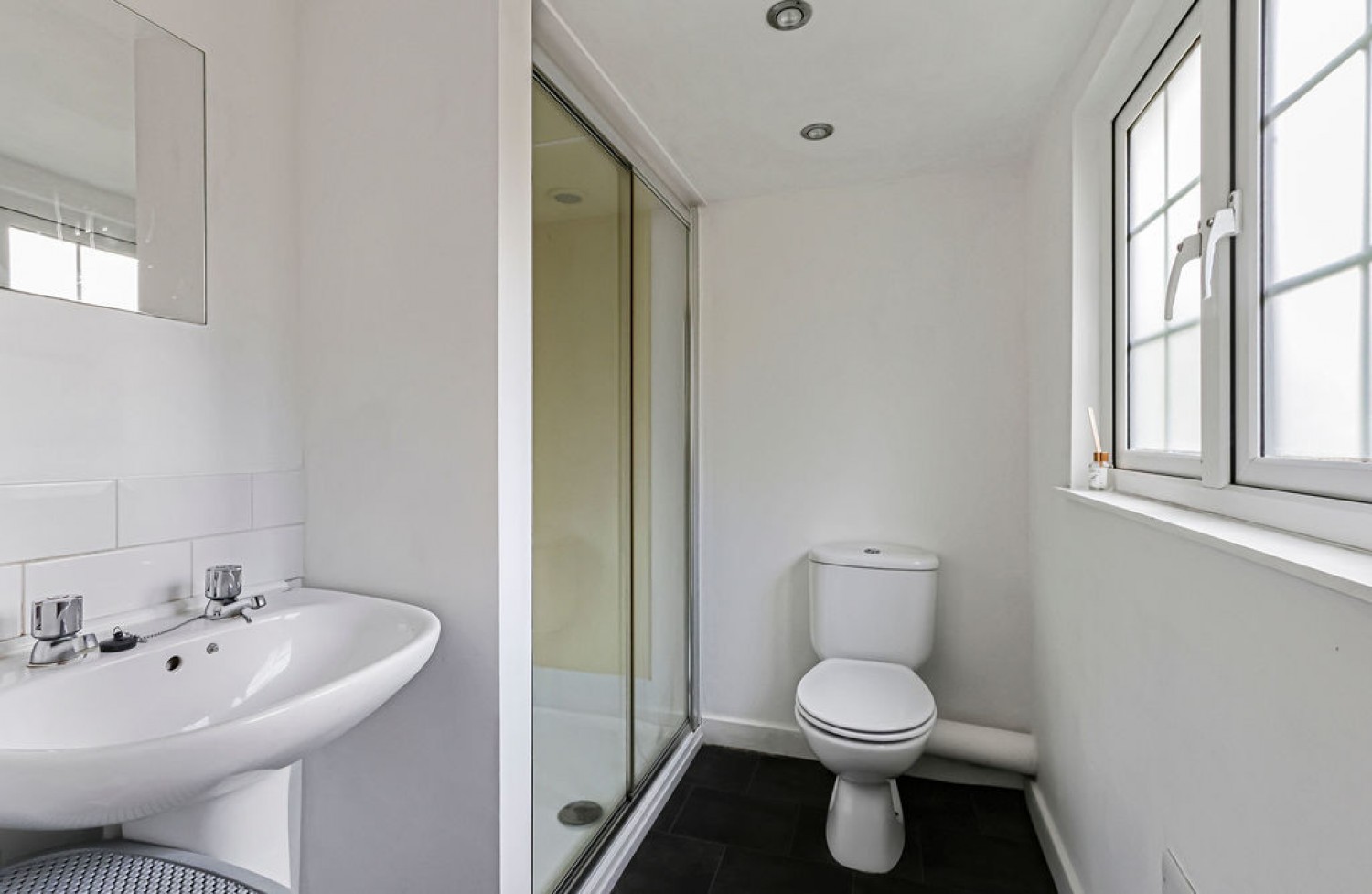 3 bedroom Bungalow in Archway Road, Poole