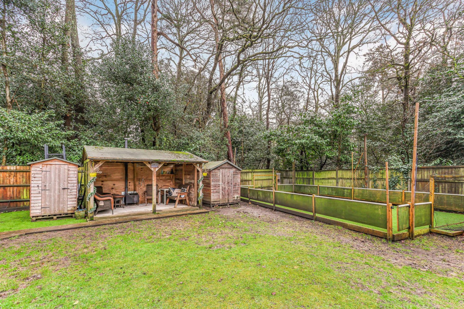 3 bedroom Bungalow in Archway Road, Poole