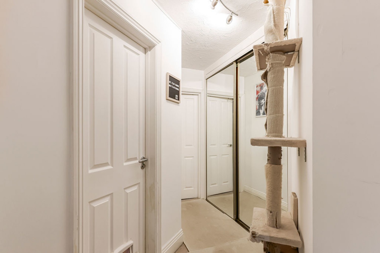 2 bedroom Flat for Sale Undercliff Road, Bournemouth