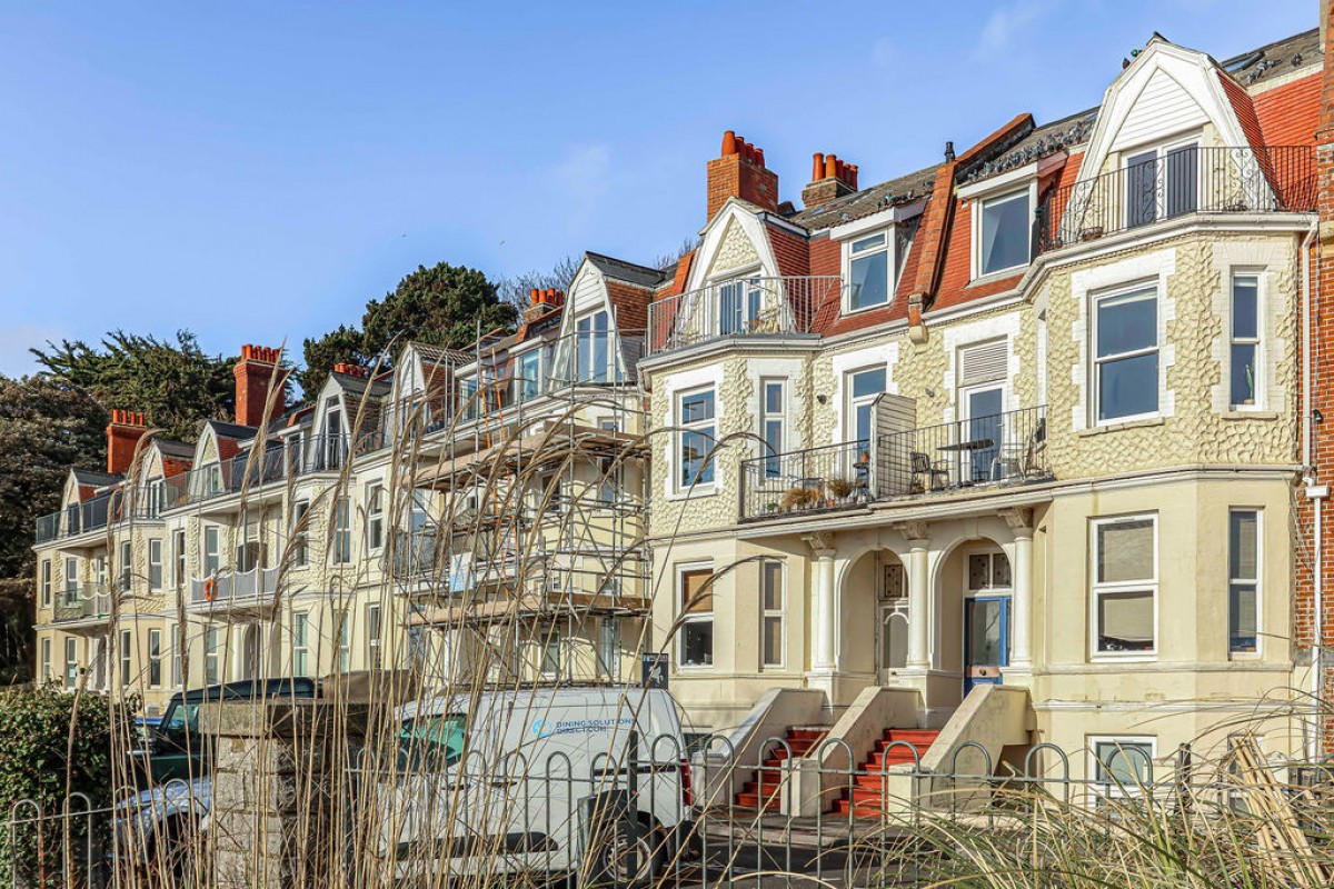 Undercliff Road, Bournemouth