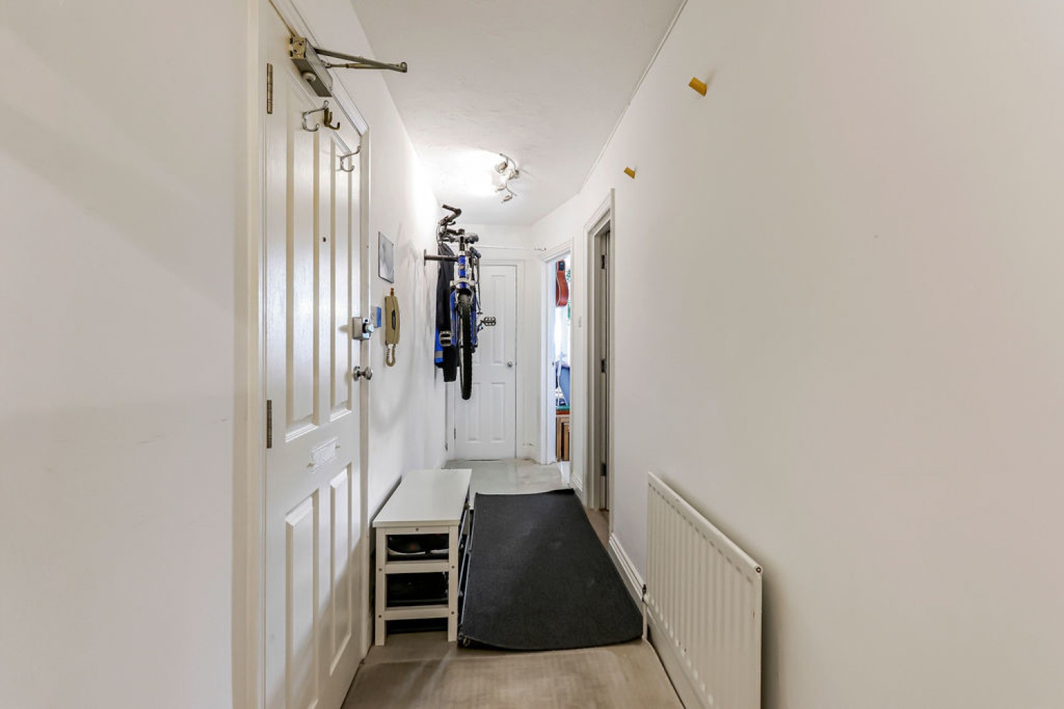 2 bedroom Flat for Sale Undercliff Road, Bournemouth