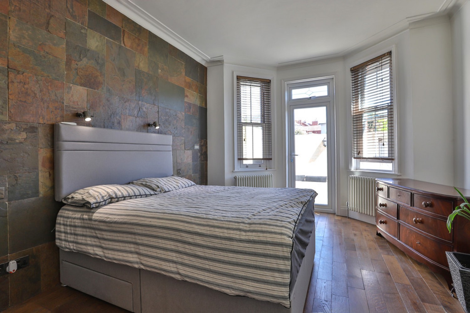 2 bedroom Flat for Sale Fishermans Avenue, Southbourne