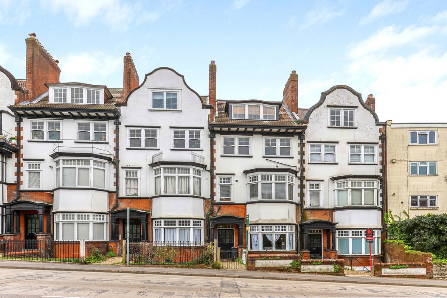 2 bedroom Flat for Sale Christchurch Road, Bournemouth