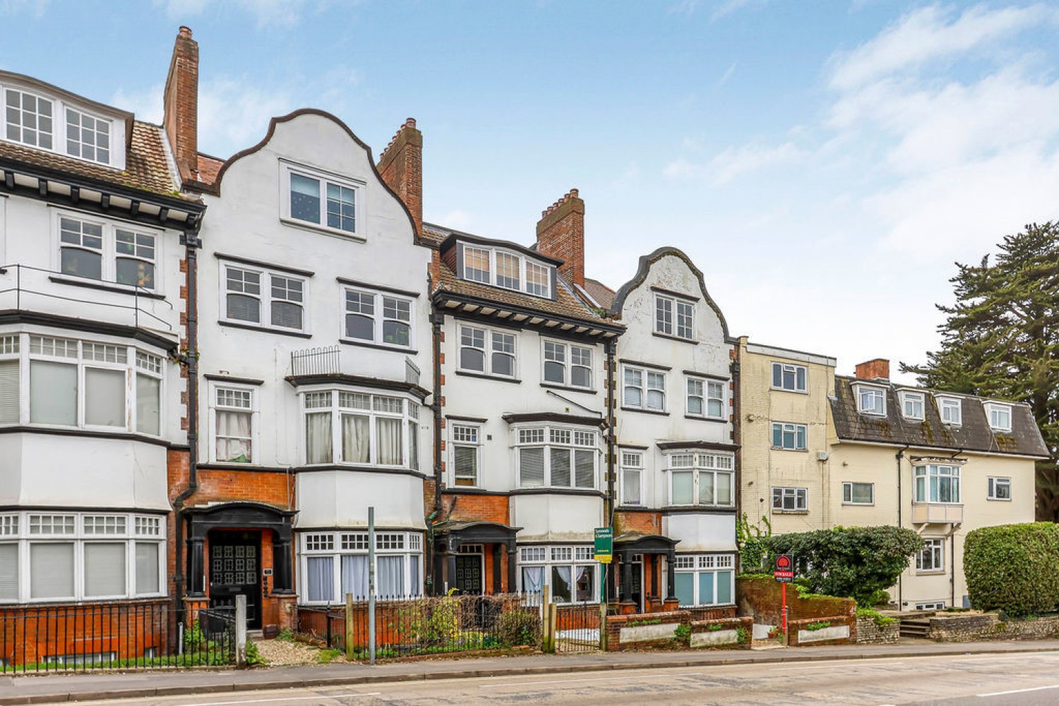 2 bedroom Flat for Sale Christchurch Road, Bournemouth