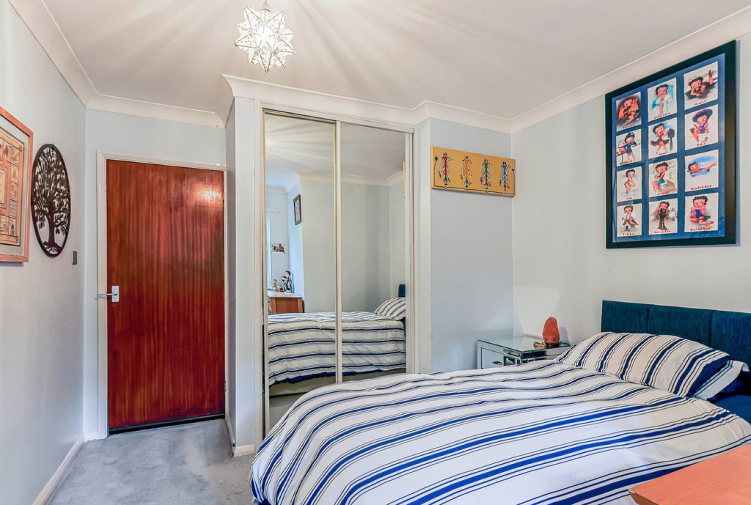 2 bedroom Flat for Sale Bournemouth, Dorset