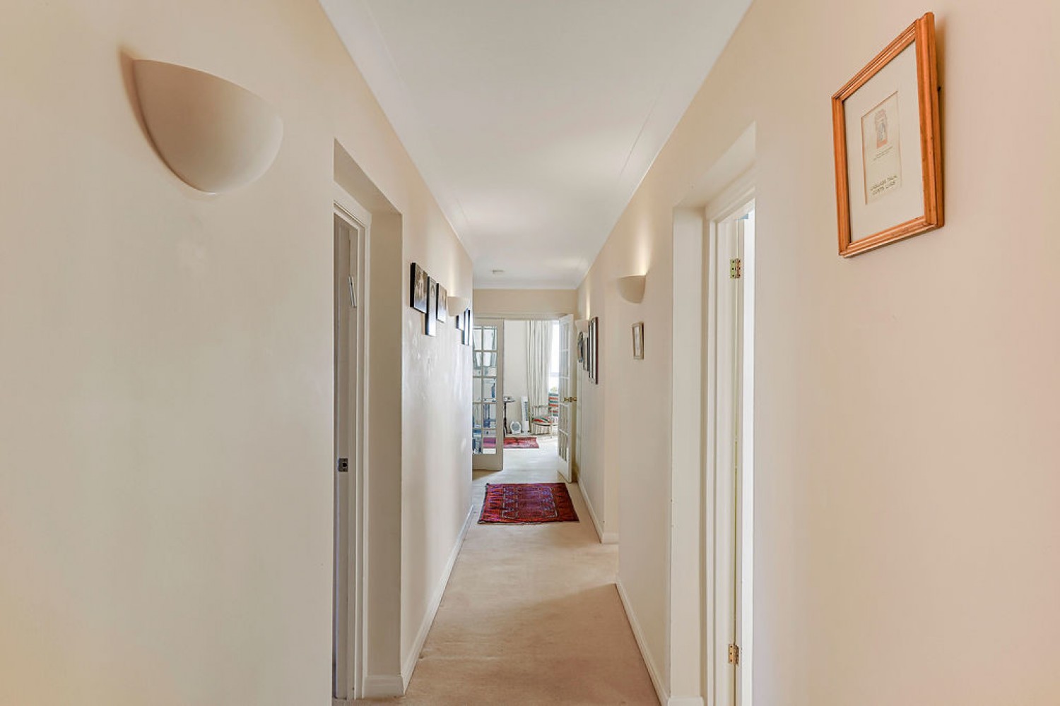 3 bedroom Flat for Sale Bournemouth, Dorset