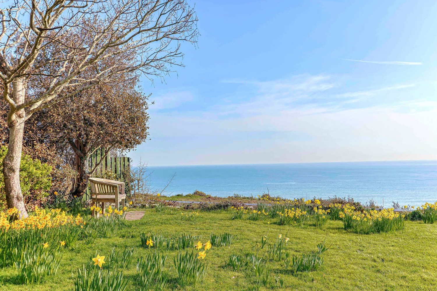 3 bedroom Flat for Sale Bournemouth, Dorset