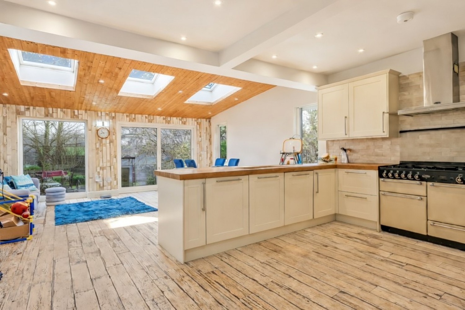 4 bedroom House for Sale Bishop Road, Bournemouth