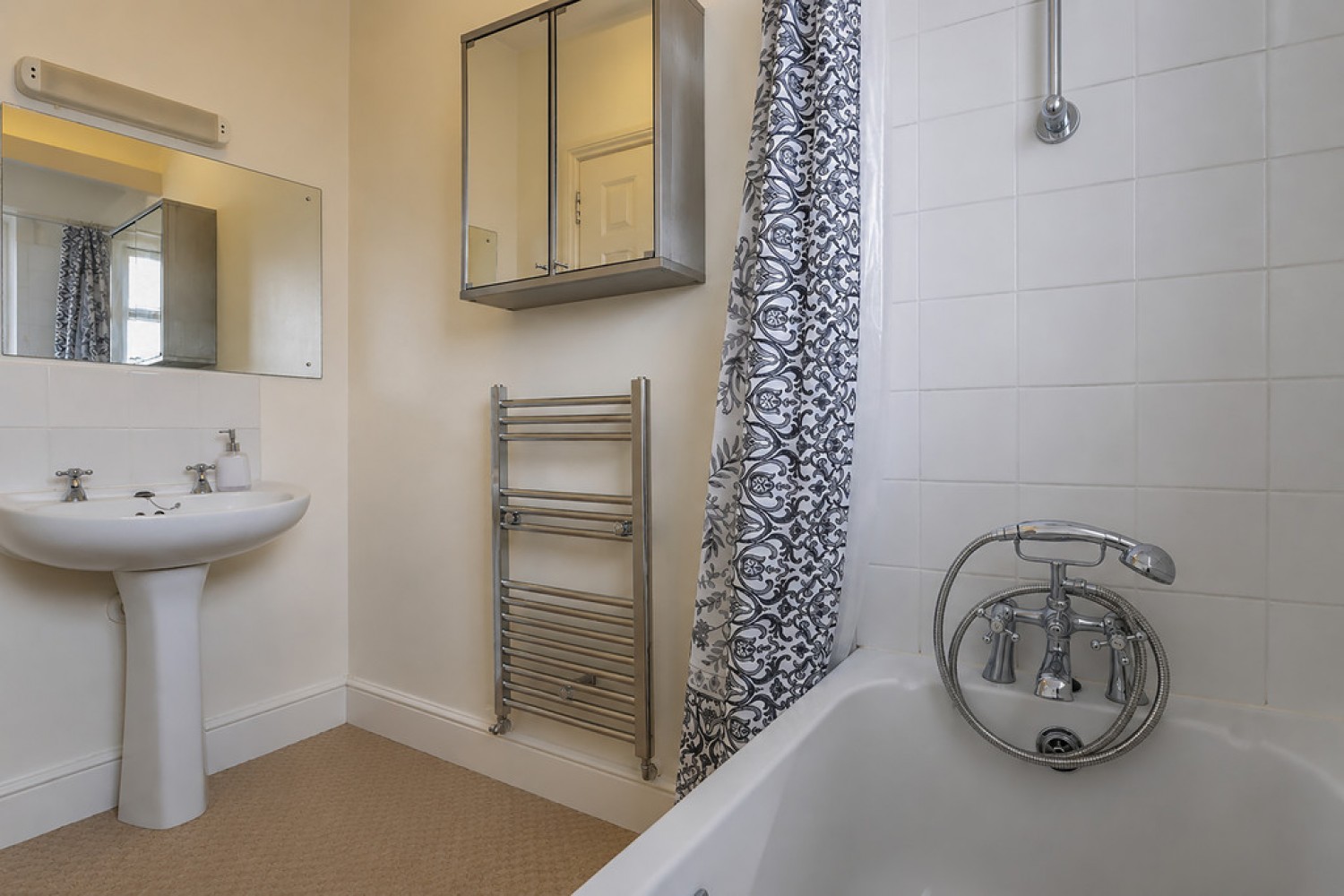 1 bedroom Flat for Sale Sea Road, Bournemouth