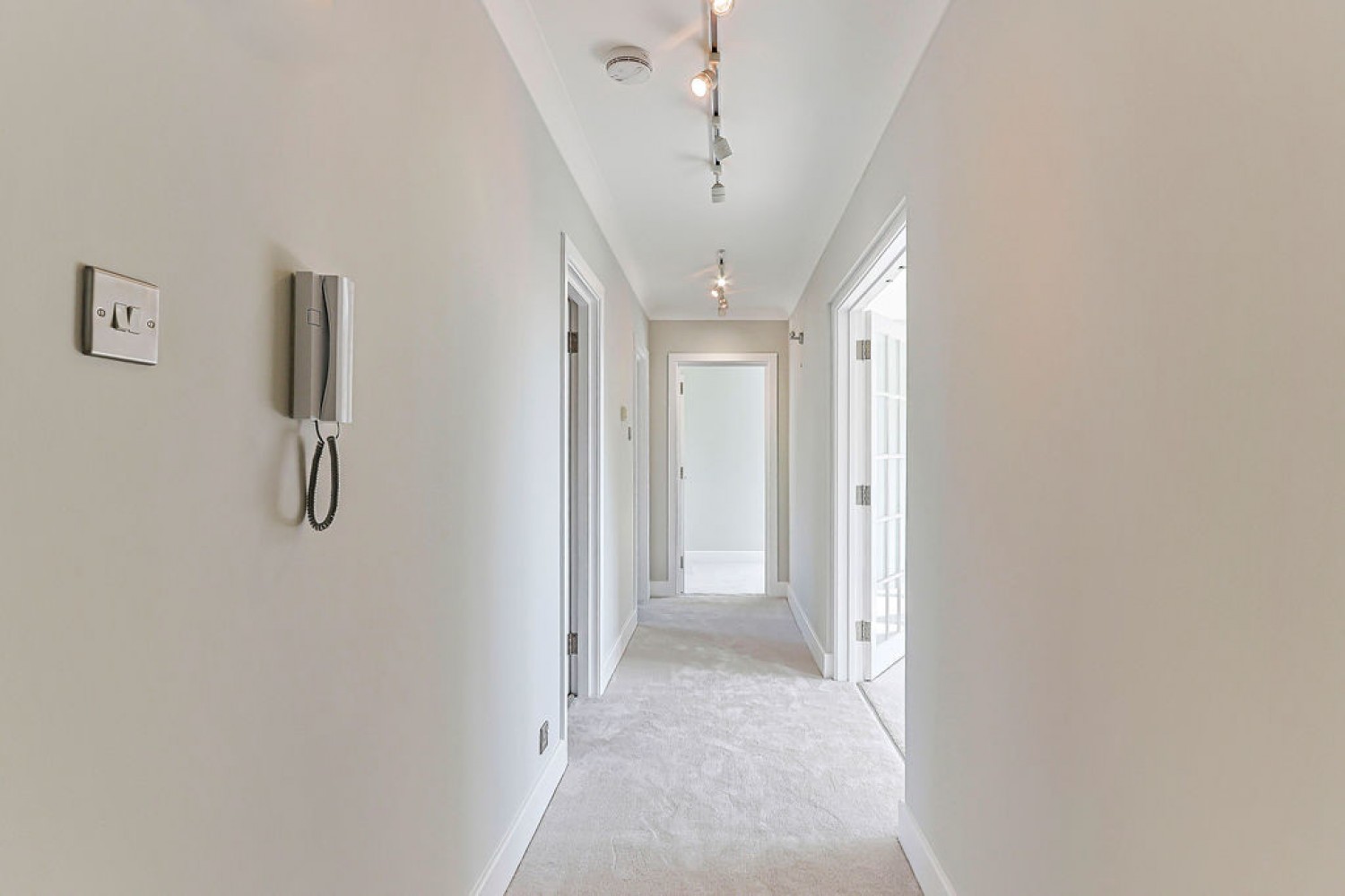 2 bedroom Flat for Sale Southbourne, Bournemouth, Dorset